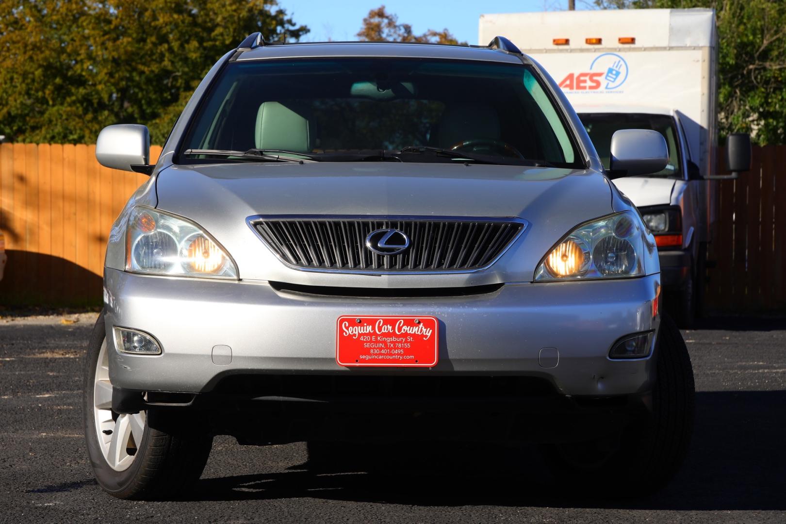 2004 SILVER LEXUS RX 330 2WD (JTJGA31UX40) with an 3.3L V6 DOHC 24V engine, 5-SPEED AUTOMATIC transmission, located at 420 E. Kingsbury St., Seguin, TX, 78155, (830) 401-0495, 29.581060, -97.961647 - Photo#1